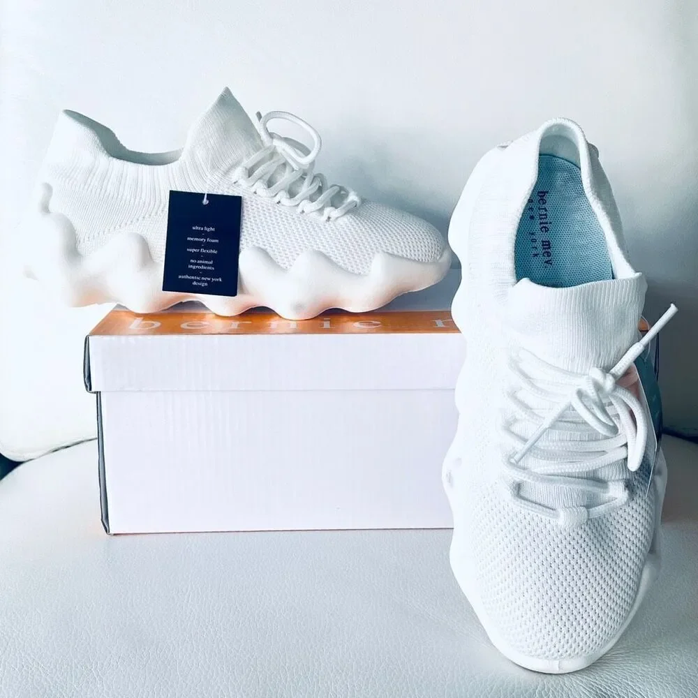 NWT in Box Gorgeous BERNIE MEV 39 (8-8.5 US) Davin Comfort white Chunky Sneakers